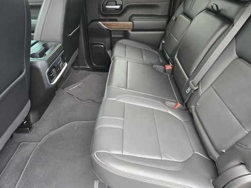 Used 2022 Chevrolet Silverado 2500 High Country w/ Z71 Off-Road Package AWD/4WD image 11