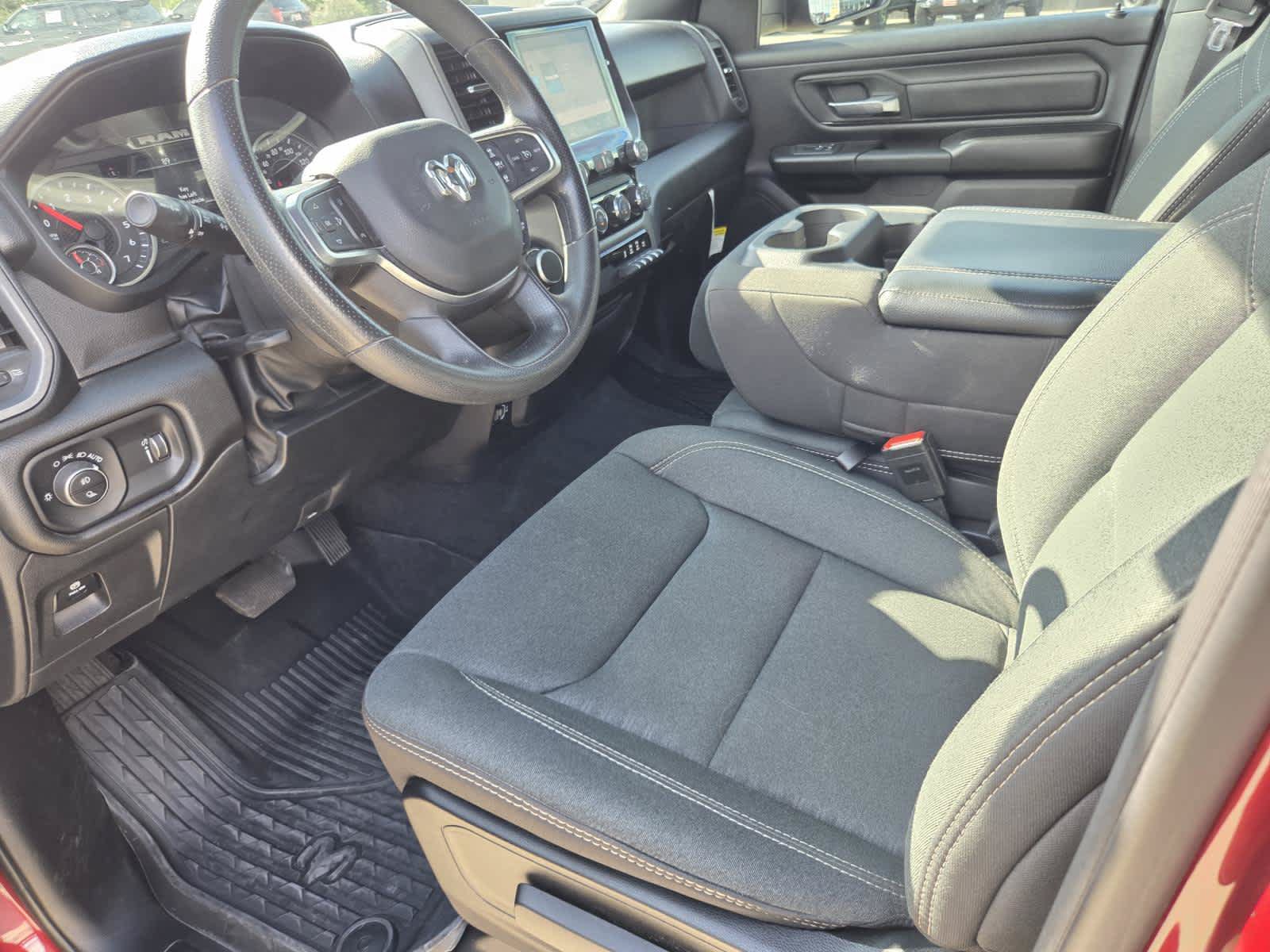 Used 2025 RAM 1500 Warlock AWD/4WD image 14
