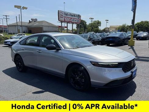 Certified 2025 Honda Accord SE image 1