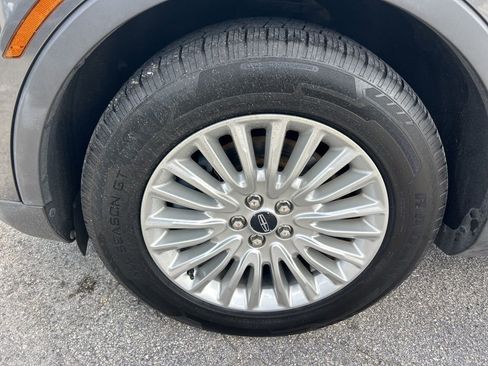 Used 2020 Lincoln Nautilus FWD image 17