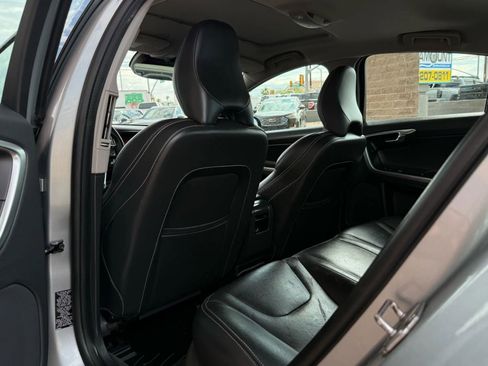 Used 2017 Volvo S60 T5 Dynamic w/ Vision Package image 41