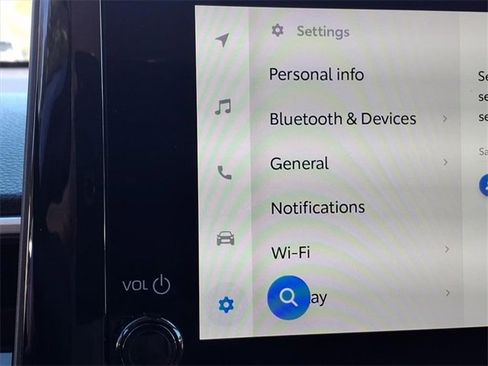 Used 2024 Toyota Corolla Cross LE image 12