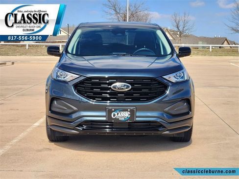 Used 2023 Ford Edge SE w/ Black Appearance Package image 4