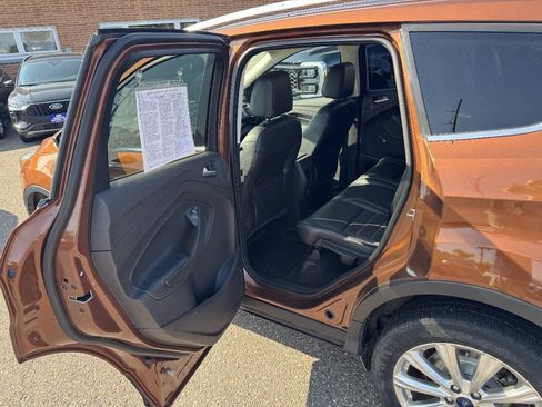 Used 2017 Ford Escape Titanium w/ Equipment Group 301A AWD/4WD image 25