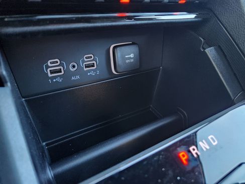 New 2025 Jeep Grand Cherokee Laredo AWD/4WD image 9