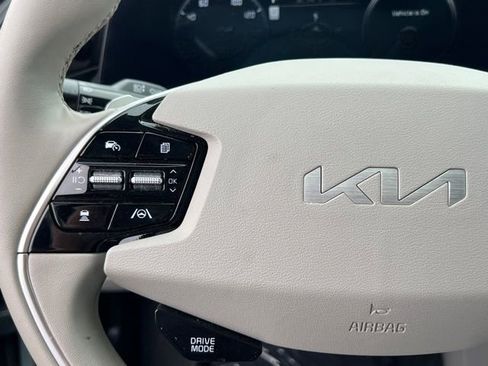 Certified 2023 Kia Niro Wind w/ Wind Preserve Package image 23