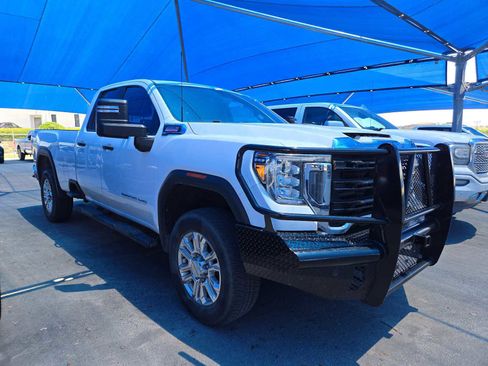 Used 2022 GMC Sierra 2500 Pro w/ Convenience Package AWD/4WD image 2