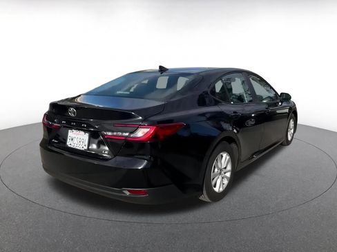 Used 2025 Toyota Camry LE image 15