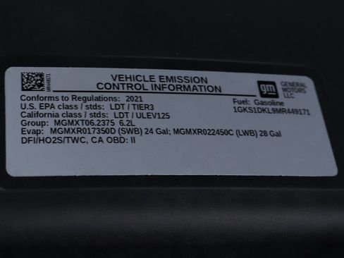 Used 2021 GMC Yukon Denali w/ LPO, Illumination Package image 13