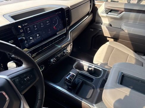 Used 2022 GMC Sierra 1500 SLT w/ SLT Convenience Package image 48