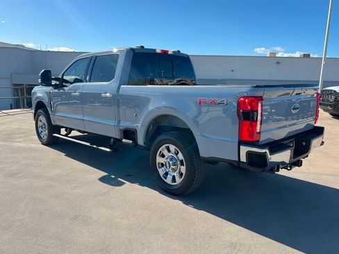 Used 2025 Ford F350 Lariat w/ Lariat Ultimate Package image 3