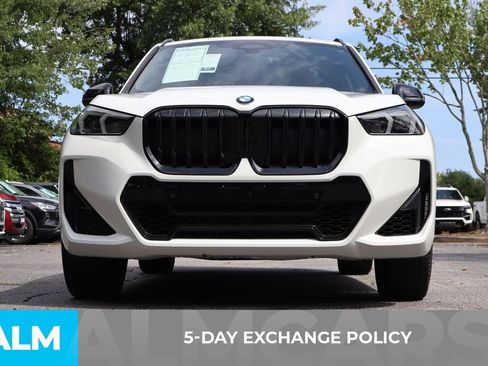 Used 2023 BMW X1 xDrive28i w/ M Sport Package AWD/4WD image 3