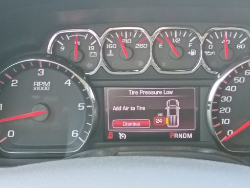 Used 2014 GMC Sierra 1500 SLT w/ SLT Crew Cab Value Package AWD/4WD image 32