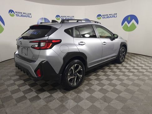 Used 2025 Subaru Crosstrek 2.0i Premium image 2