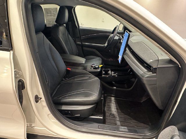 Certified 2024 Ford Mustang Mach-E Premium AWD/4WD image 8