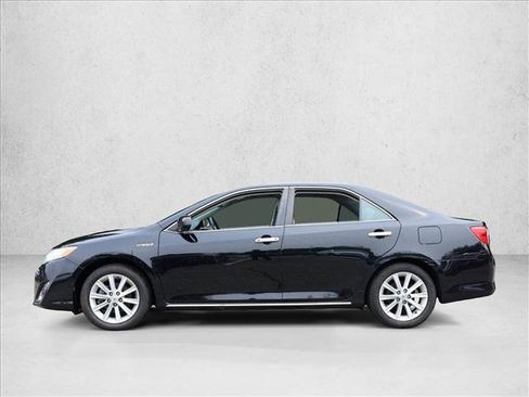 Used 2013 Toyota Camry XLE FWD image 8