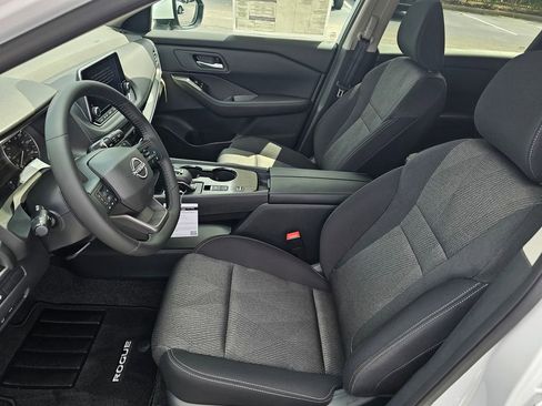 New 2026 Nissan Rogue SV FWD image 15