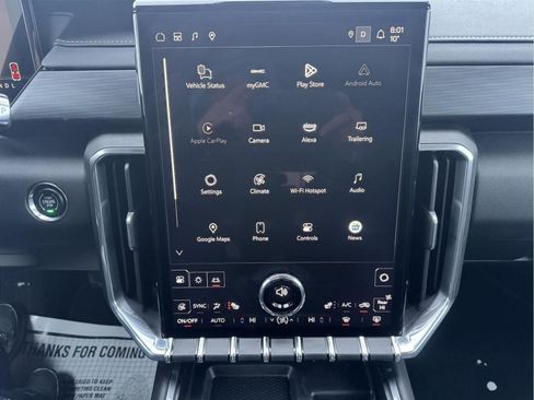 Used 2025 GMC Acadia Elevation image 25