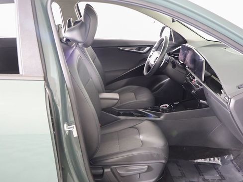 Used 2023 Kia Niro Wind w/ Wind Preserve Package FWD image 25