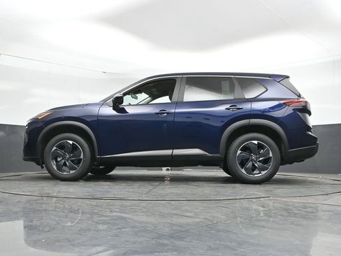 Used 2025 Nissan Rogue SV image 46