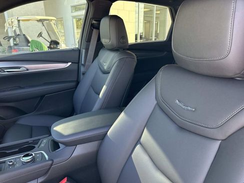 New 2026 Cadillac XT5 Luxury w/ LPO, Premium Carpet Package image 22