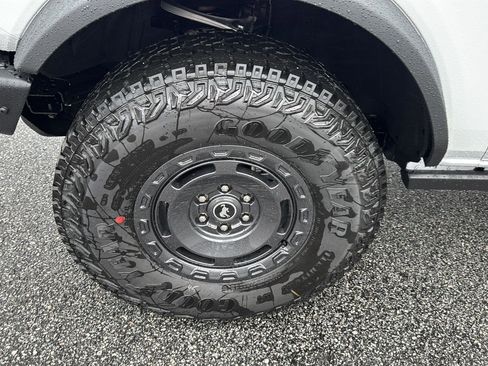 New 2025 Ford Bronco Badlands w/ Sasquatch Package image 43