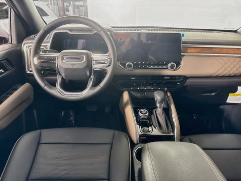 New 2026 GMC Canyon Denali AWD/4WD image 2
