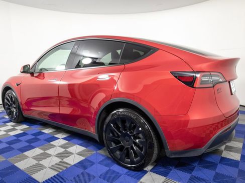 Used 2023 Tesla Model Y Long Range AWD/4WD image 7