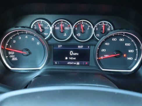 Used 2021 Chevrolet Tahoe Z71 w/ Z71 Signature Package image 35