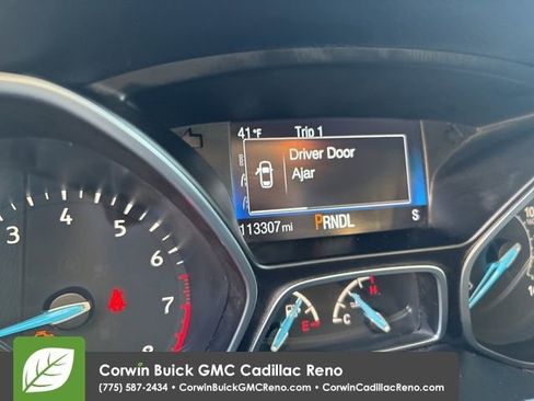 Used 2017 Ford Focus SE image 15