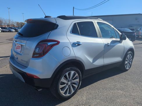 Used 2019 Buick Encore Preferred image 6