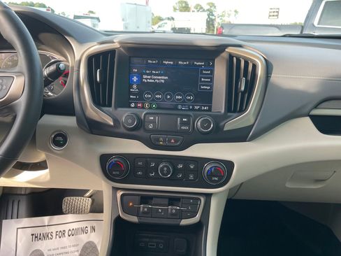 Used 2024 GMC Terrain Denali w/ Denali Premium Package image 19