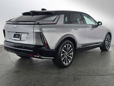 New 2025 Cadillac Lyriq Sport image 7