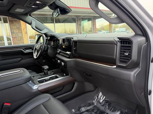 Used 2022 GMC Sierra 1500 SLT w/ SLT Premium Plus Package image 26