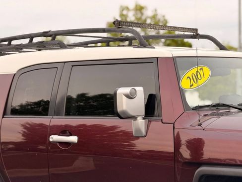 Used 2007 Toyota FJ Cruiser 4WD image 6