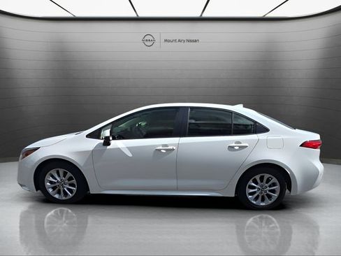 Used 2018 Toyota Camry SE image 8