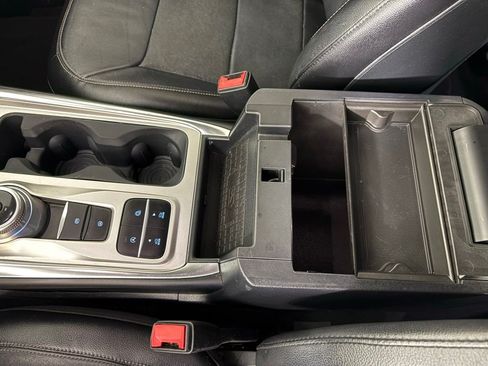 Used 2020 Ford Explorer Limited RWD image 32