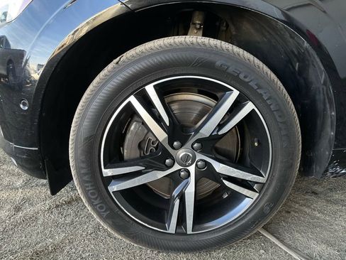 Used 2018 Volvo XC60 T6 R-Design w/ Convenience Package image 9