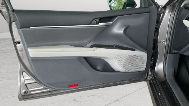 Used 2023 Toyota Camry LE FWD image 18