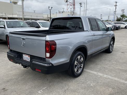 Used 2017 Honda Ridgeline RTL image 5