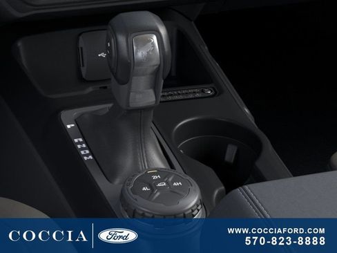 New 2025 Ford Bronco Outer Banks AWD/4WD image 17