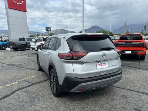 Used 2023 Nissan Rogue SV AWD/4WD image 8