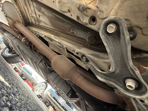 Used 2007 Toyota RAV4 Sport image 32