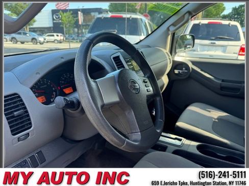 Used 2013 Nissan Xterra S AWD/4WD image 20
