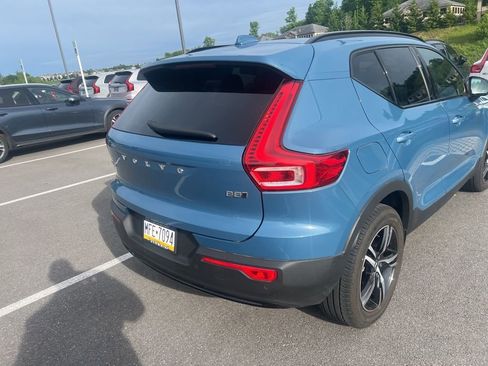 Used 2023 Volvo XC40 B5 Plus w/ Driver Assist Package AWD/4WD image 8
