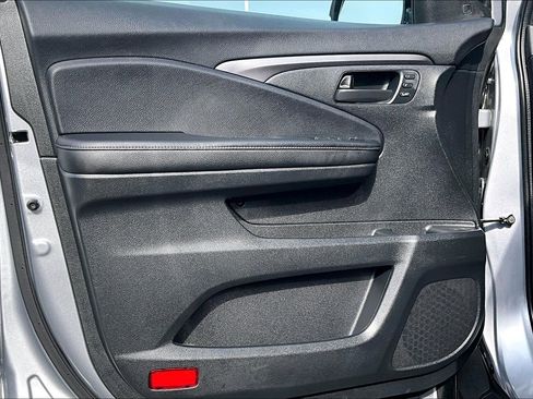 Used 2023 Honda Passport EX-L image 21