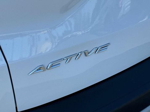 Certified 2025 Ford Escape Active FWD image 7
