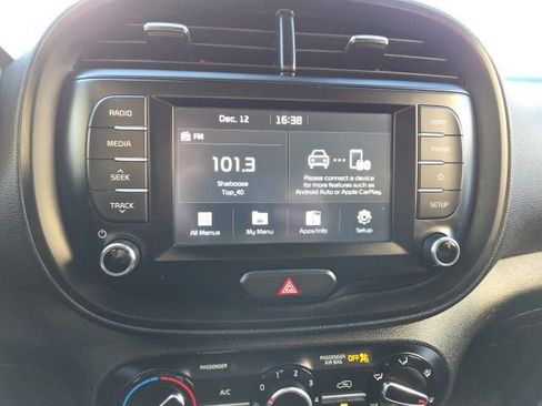 Used 2021 Kia Soul X-Line image 22