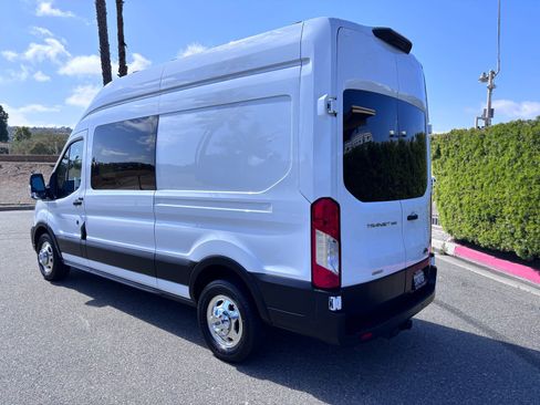 Used 2021 Ford Transit 250 148 High Roof RWD image 10