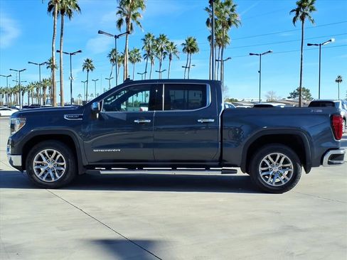 Used 2022 GMC Sierra 1500 SLT w/ SLT Premium Plus Package image 2